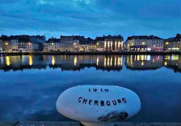 Gite La Fontaine Des Pres Cherbourg-en-Cotentin Bagian luar foto