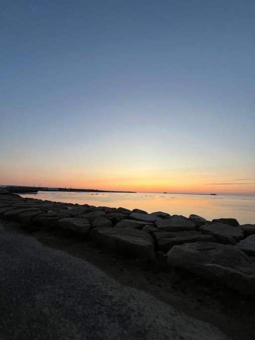 Gite La Fontaine Des Pres Cherbourg-en-Cotentin Bagian luar foto